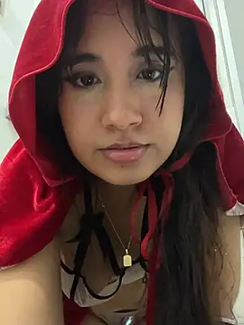 XXX chat uživo modela Samantthaescobar