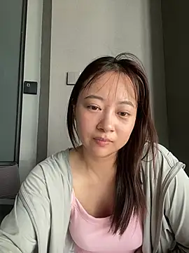 CRROO-AA's Live XXX Chat