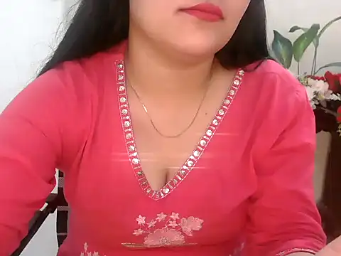 _chitranshi Adlı Modelin Canlı XXX Sohbeti