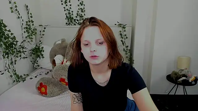 دردشة Charlotte_Stee الجنسية المباشرة