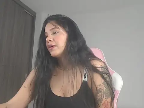 Chatroom XXX en direct de ObeyVal