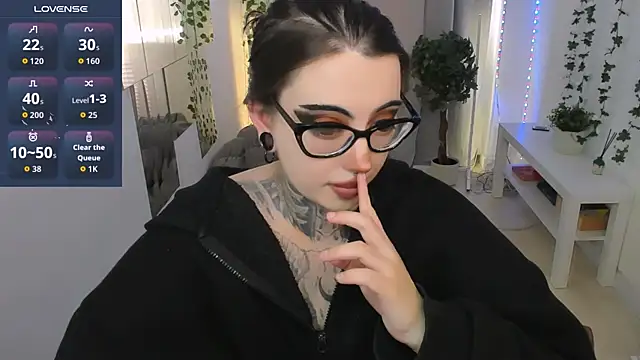 Chat XXX ao vivo de Dixi_Pixi_