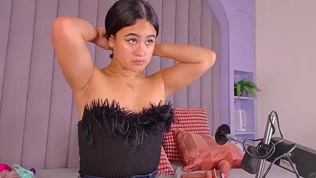 MatildaTaylor__ Adlı Modelin Canlı XXX Sohbeti