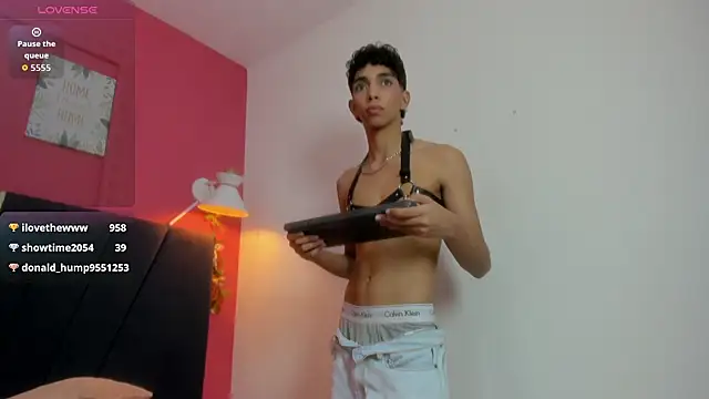 Chatroom XXX en direct de ero_boy40