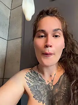 Chatroom XXX en direct de TattooGirlAlia