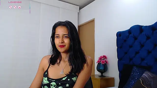 Lili666_ Live XXX-Chat