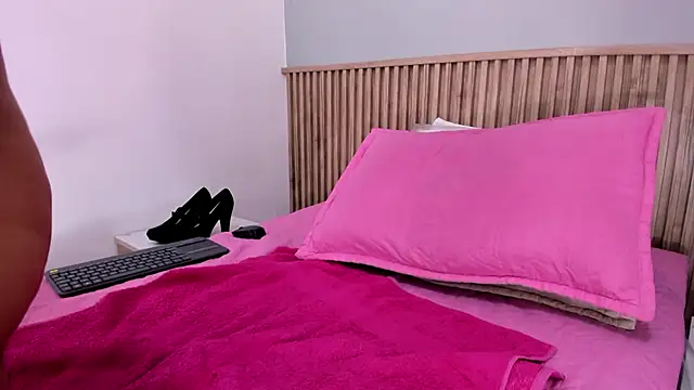 SalommeeT's Live XXX Chat