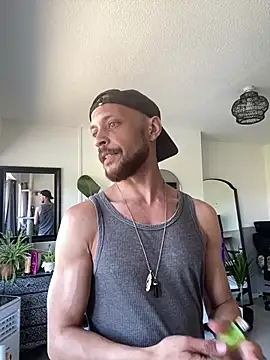 MattMiller28 라이브 XXX 채팅