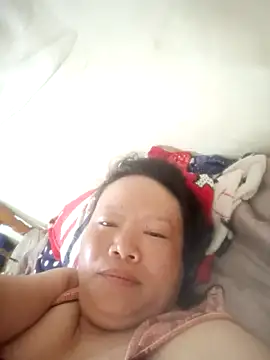 Queenie9z 现场XXX聊天