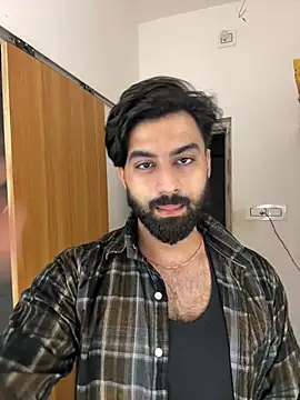 Chat +18 de Royalboy_03 ao vivo