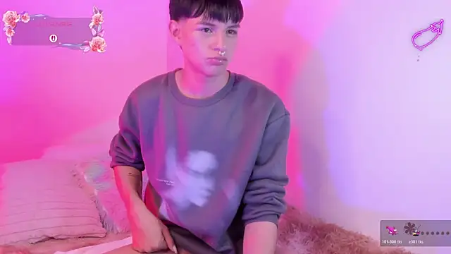 Aleaurarashii 即時 XXX 聊天