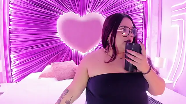 Lushi_Love – Naživo XXX chat