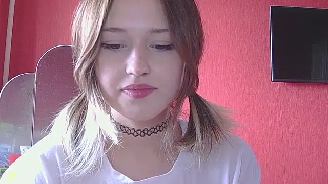 Beloved_Mary Adlı Modelin Canlı XXX Sohbeti