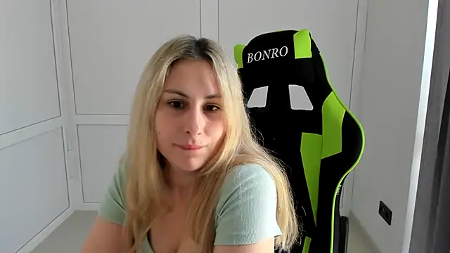 Chat XXX en directo de MissLunariaa