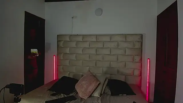 XXX chat uživo modela MatthewDavis_