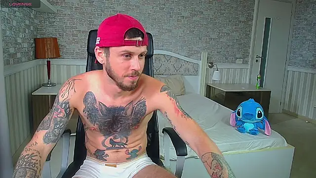 JonahShaw Live XXX-chat