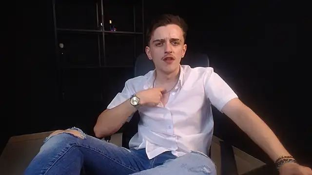 FelixStarkk live XXX chat