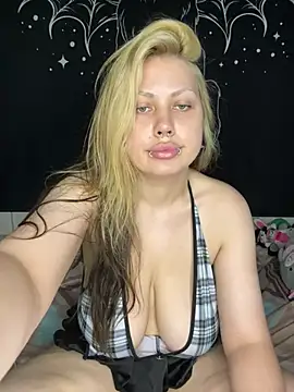 Chat XXX ao vivo de mona_siren_