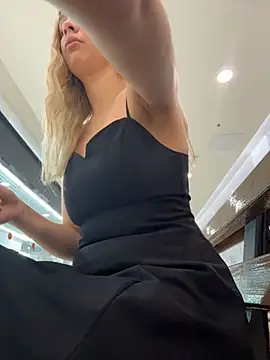 XXX chat uživo modela SashaCatt