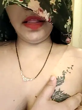 Chat +18 de Hot_pooja2 ao vivo