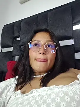 SussySunny_ – Naživo XXX chat