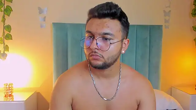 Paul_and_Amber XXX чат на живо