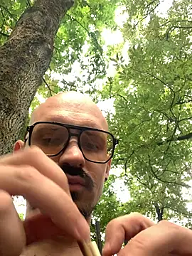 Czat XXX na żywo – AssHunter4k