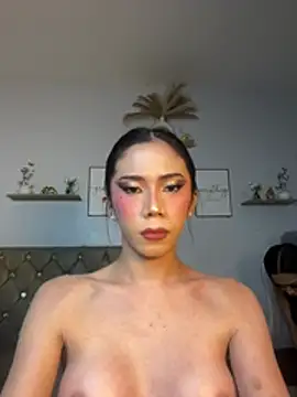 CassandraLovve Chat XXX in diretta