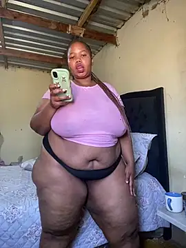 Curvycandy95's Live XXX Chat