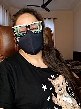 Chat XXX ao vivo de SEXY-Sardarni