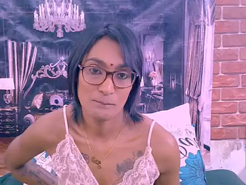 Chat XXX ao vivo de IndianRebel4u2Luv