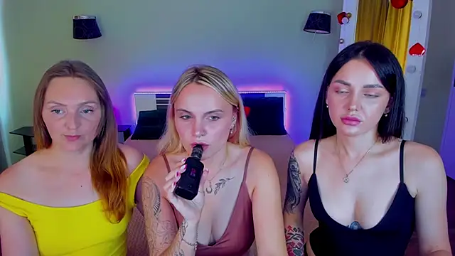 MagicEyess Chat XXX in diretta