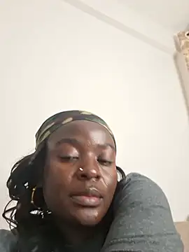 bustytemptress1's Live XXX Chat
