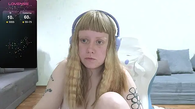 Chat XXX ao vivo de June_shy0