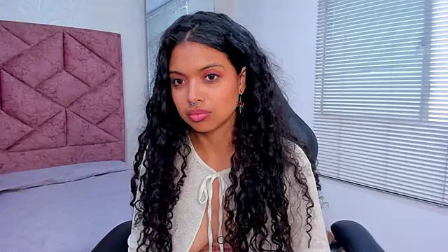 Chat +18 de Im_vero1 ao vivo