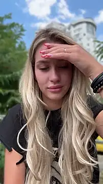 KikiWatson – Naživo XXX chat