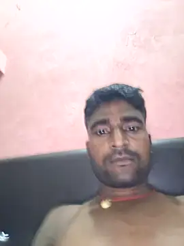 Hot_desi_man12 Adlı Modelin Canlı XXX Sohbeti