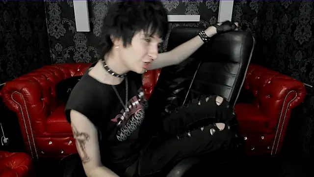AdonBev Live XXX Chat