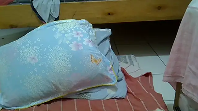 pretty_brina Chat XXX in diretta