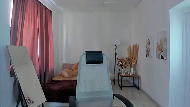 IndigoFae Adlı Modelin Canlı XXX Sohbeti