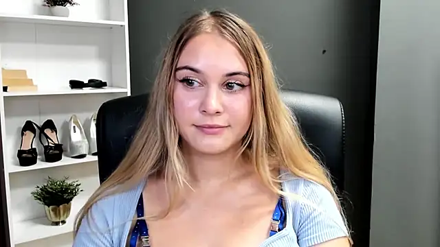 kitty_valeria Chat XXX in diretta