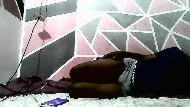 thasmyni Chat XXX in diretta