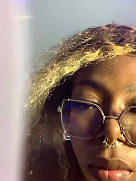 Chat XXX ao vivo de Liincostelloo