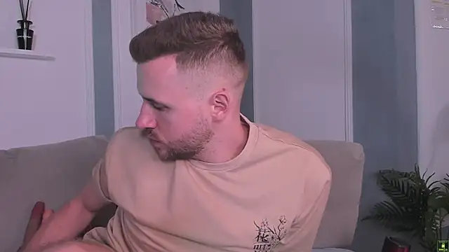 Živý XXX chat EnriqueBarberry