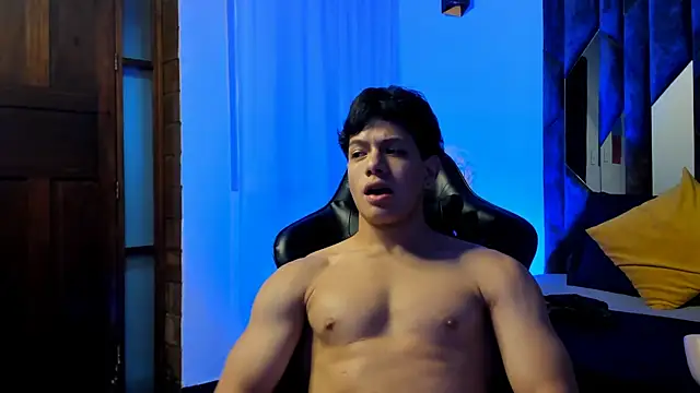 Chat XXX ao vivo de TonyPetrovjs