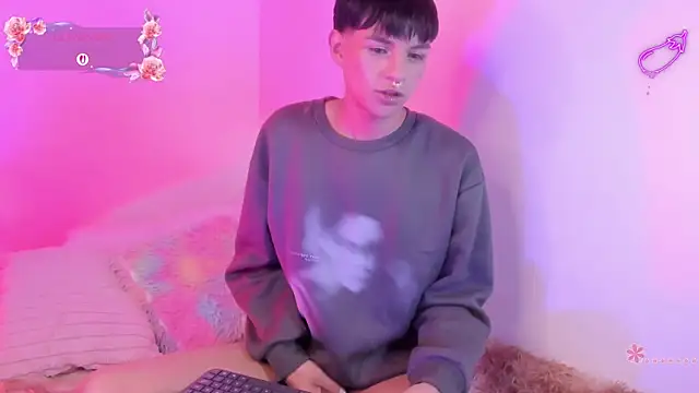 AleaurarashiiのライブXXXチャット
