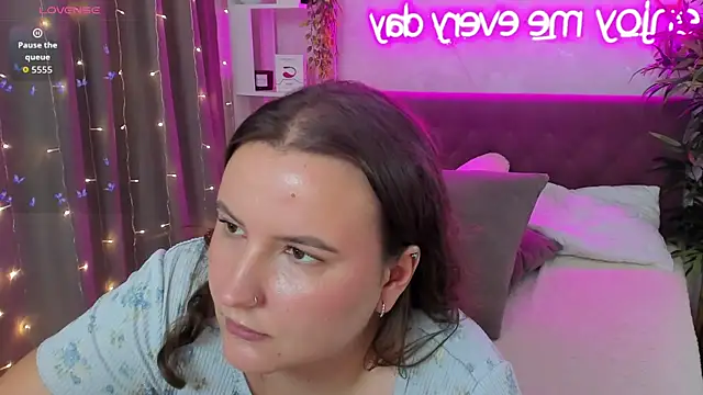 FeralPeach – Naživo XXX chat