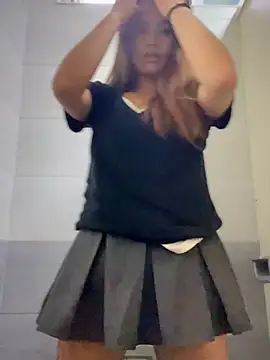 Toffee-00 Adlı Modelin Canlı XXX Sohbeti