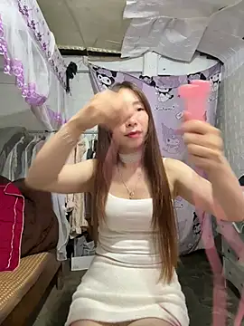 Chat XXX ao vivo de Adela-222