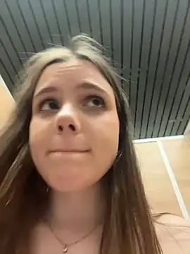 Lunabelle_'s Live XXX Chat
